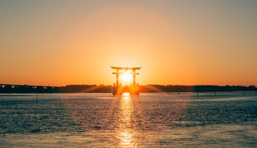 弁天島海浜公園の鳥居に沈む夕日を撮影してきた。おすすめの撮影時期も紹介